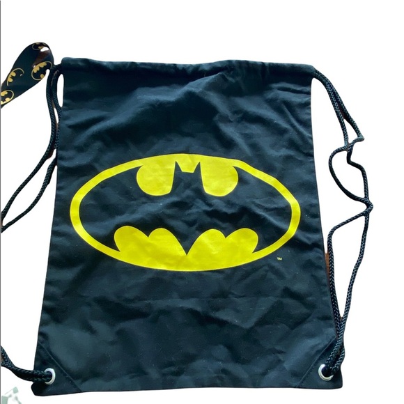 {Batman} Bundle pack- drawstring bag, chrome car decal and Lanyard nwt - Picture 2 of 8